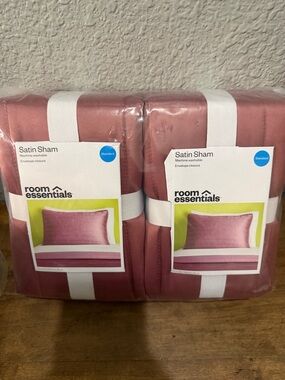 Room Essentials Satin Sham - Dusty Rose 2 pack NEW